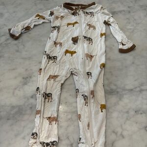 Kyte cow footie